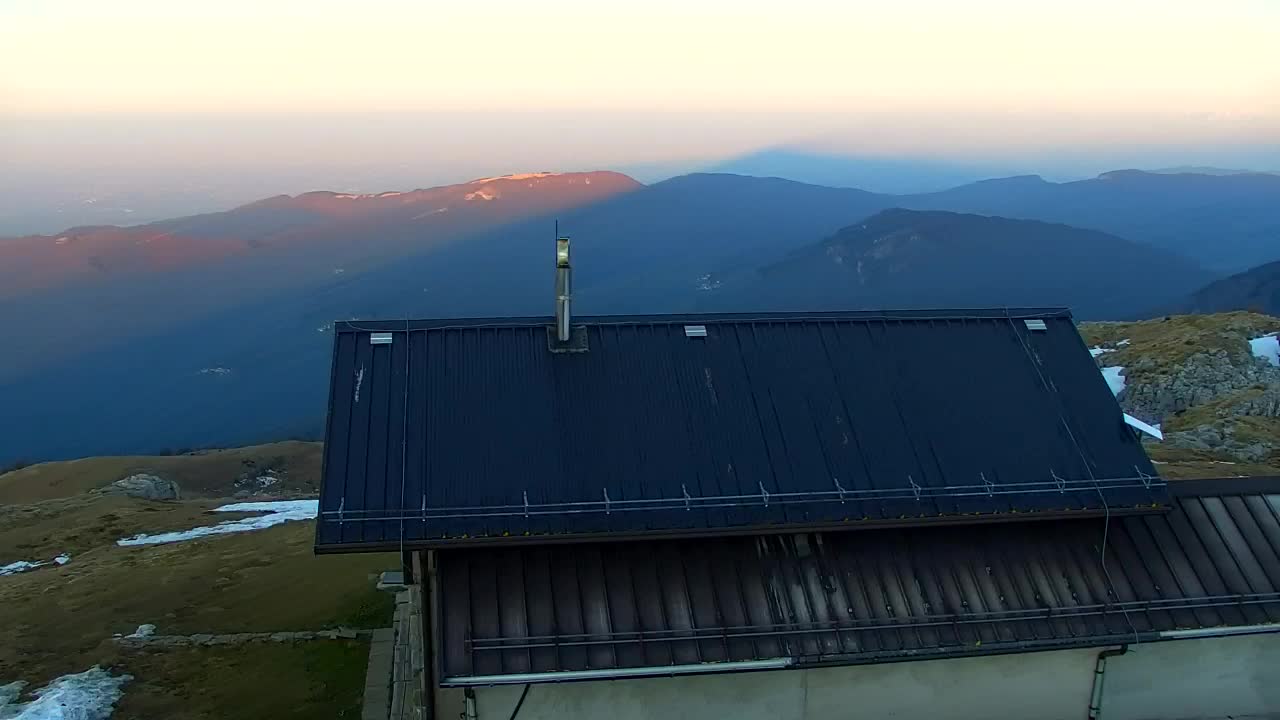 Matajur Webcam | Dom auf dem Matajure