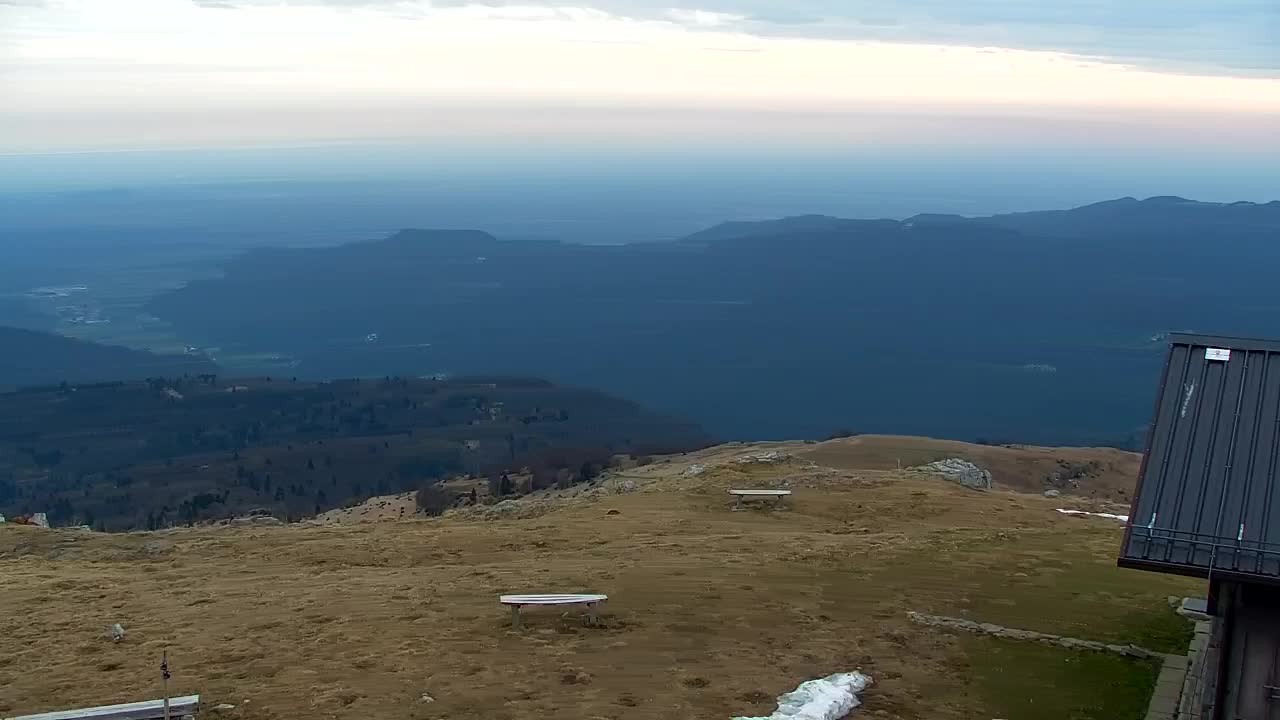 Matajur Webcam | Dom auf dem Matajure