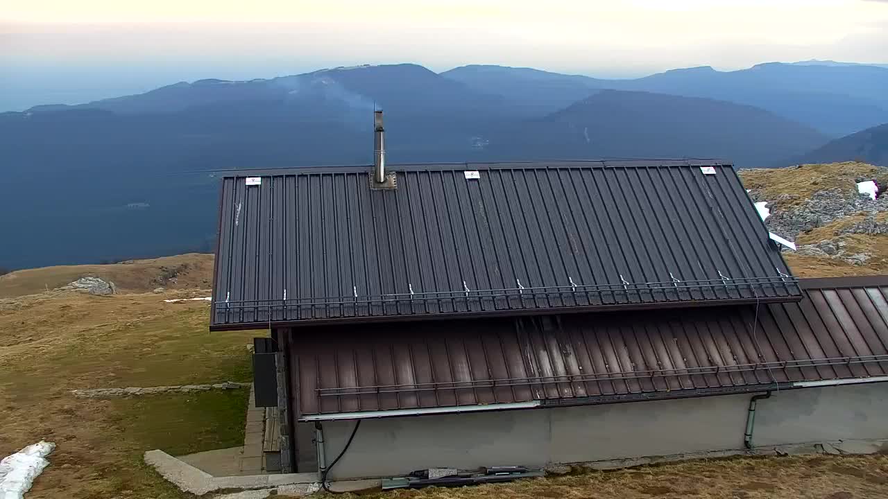 Matajur Webcam | Dom auf dem Matajure