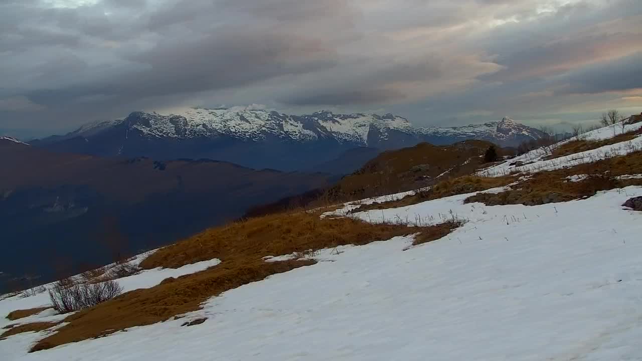 Matajur Webcam | Dom auf dem Matajure
