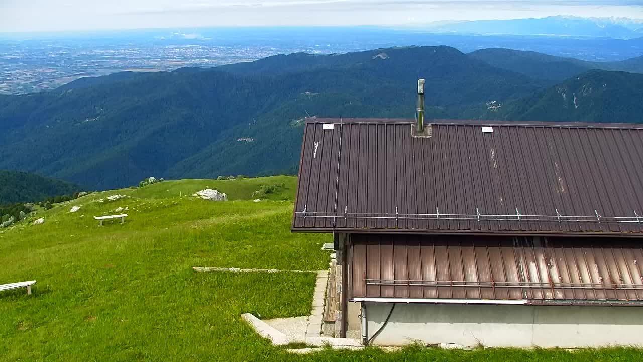 Matajur Webcam | Dom auf dem Matajure