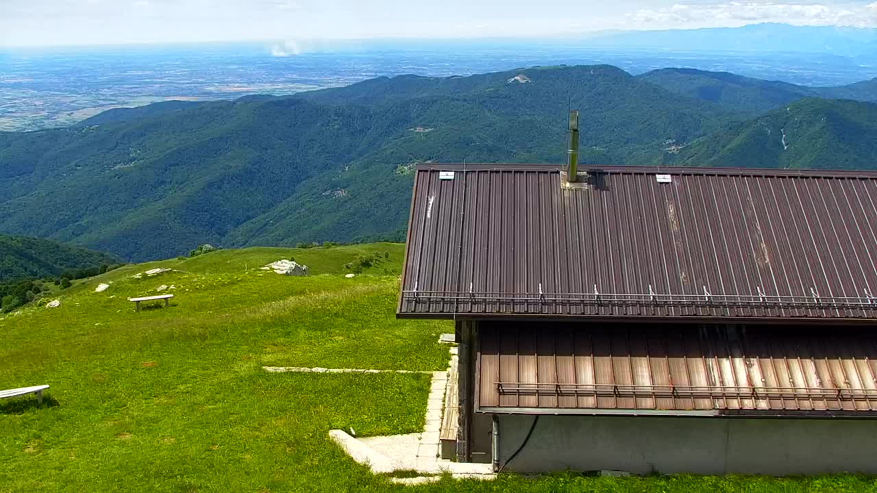 Matajur Webcam | Dom auf dem Matajure