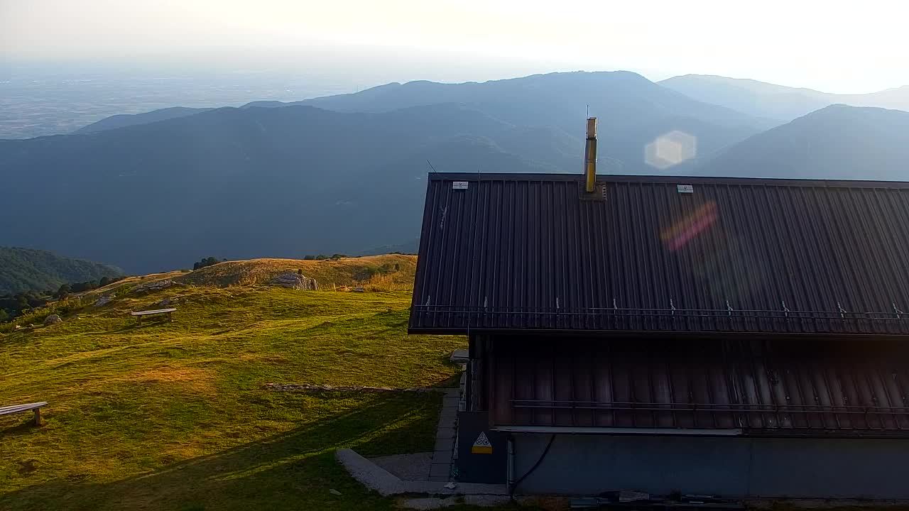 Matajur Webcam | Dom auf dem Matajure