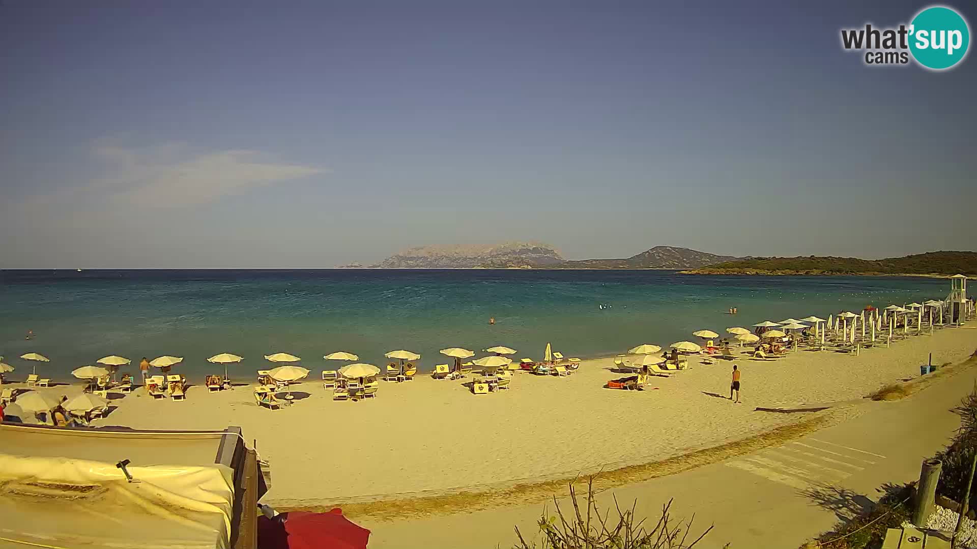 Plaža Pittulongu spletna kamera v živo Olbia – Sardinija – Italija