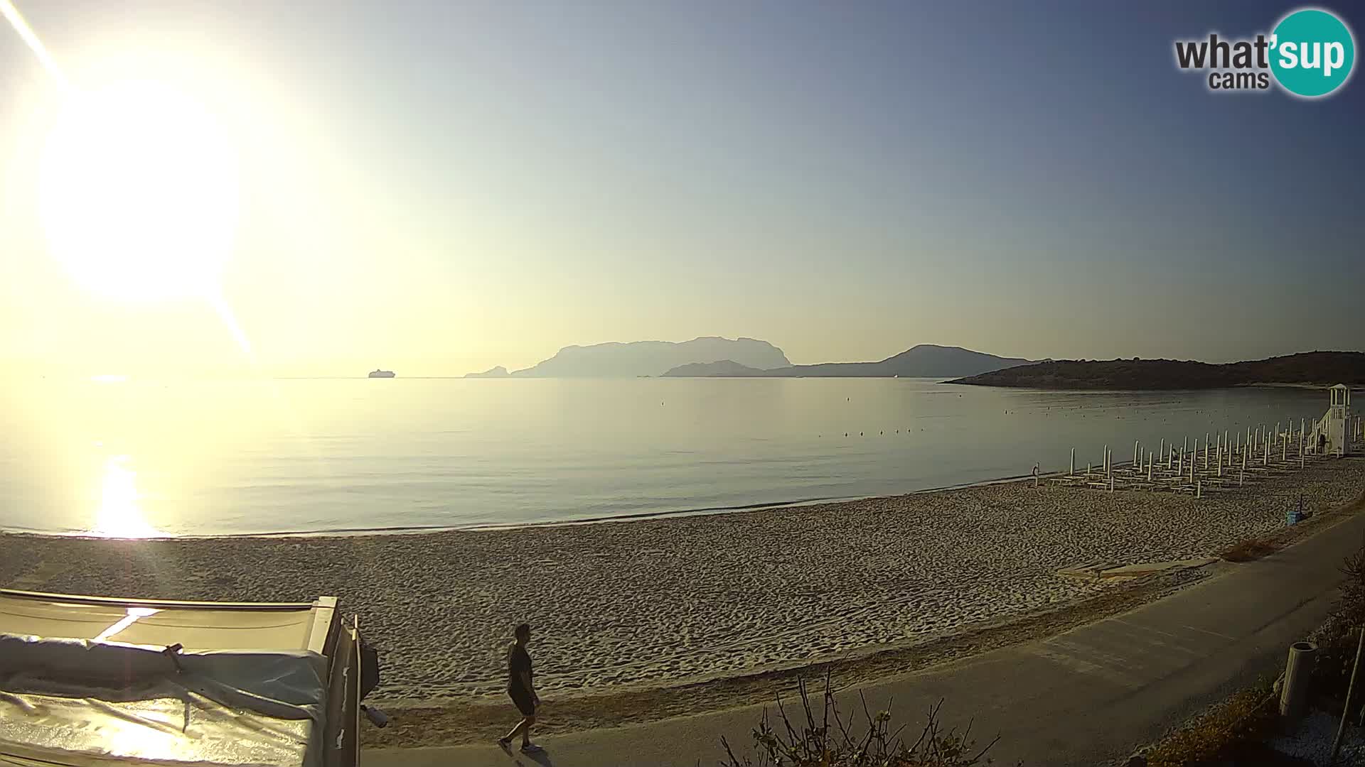Plaža Pittulongu spletna kamera v živo Olbia – Sardinija – Italija