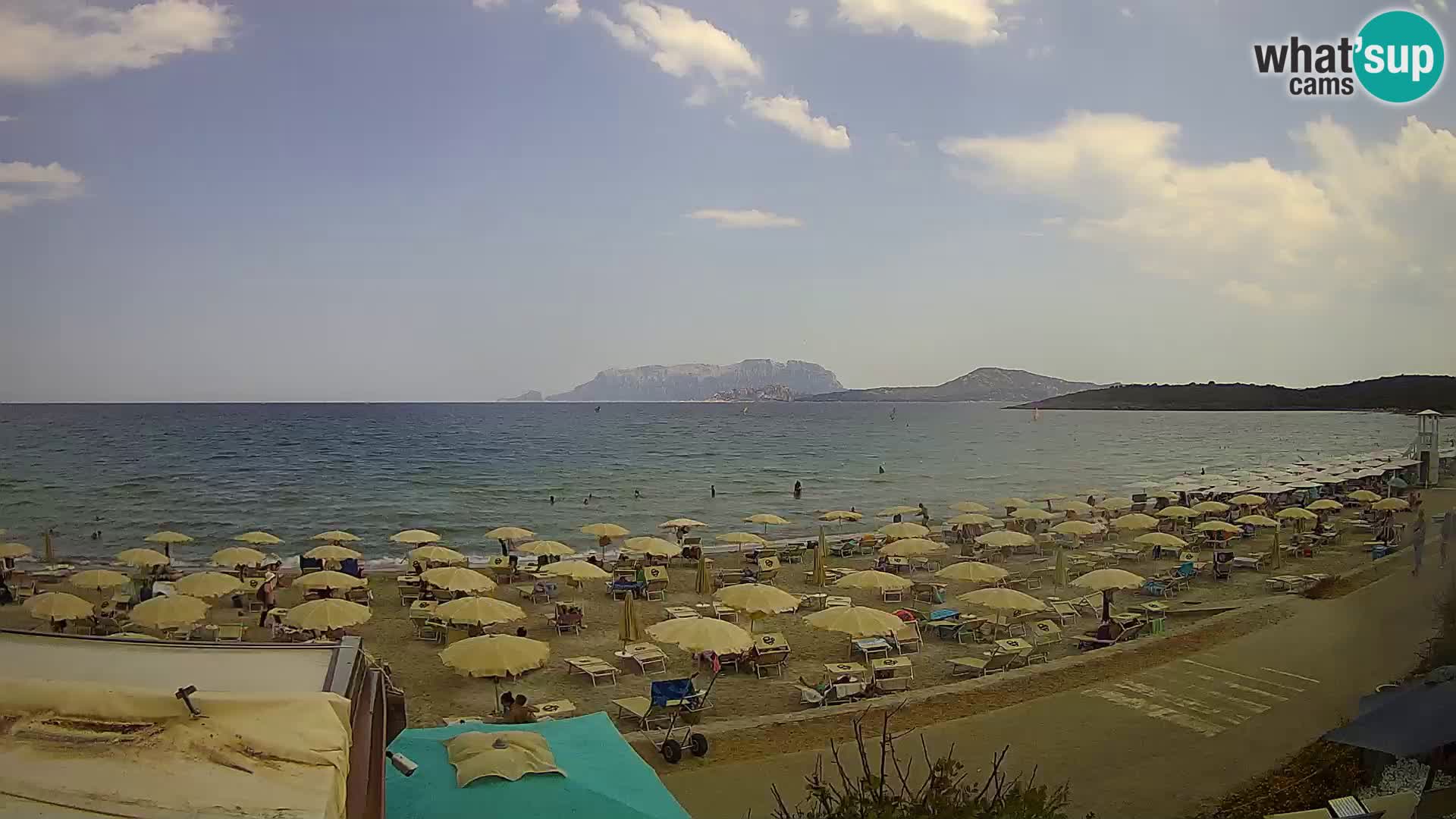 Plaža Pittulongu spletna kamera v živo Olbia – Sardinija – Italija