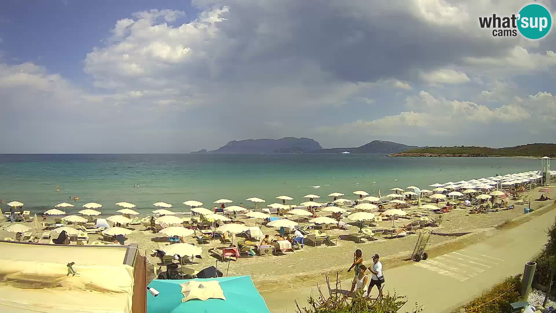 Plaža Pittulongu spletna kamera v živo Olbia – Sardinija – Italija