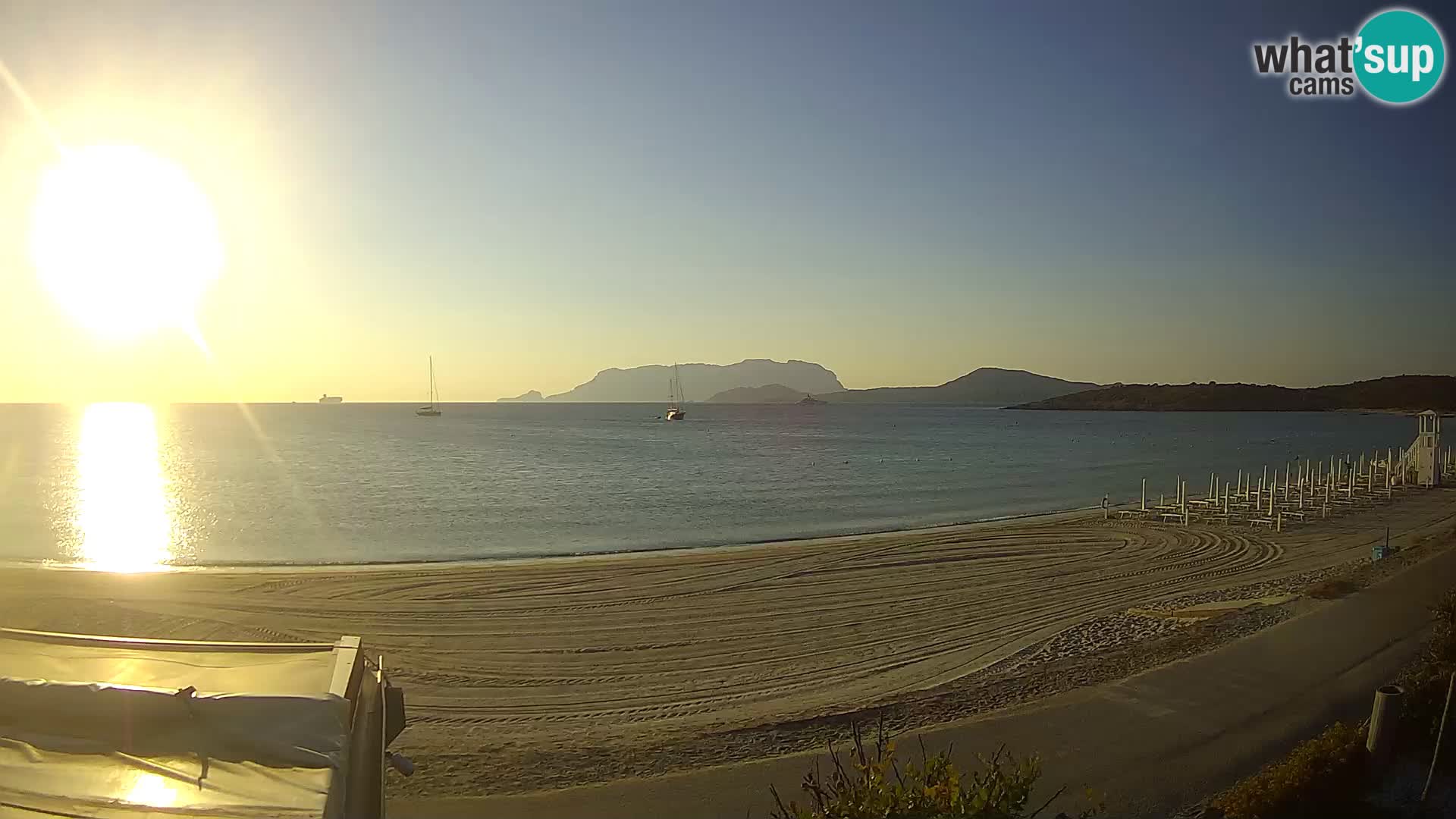 Plaža Pittulongu spletna kamera v živo Olbia – Sardinija – Italija