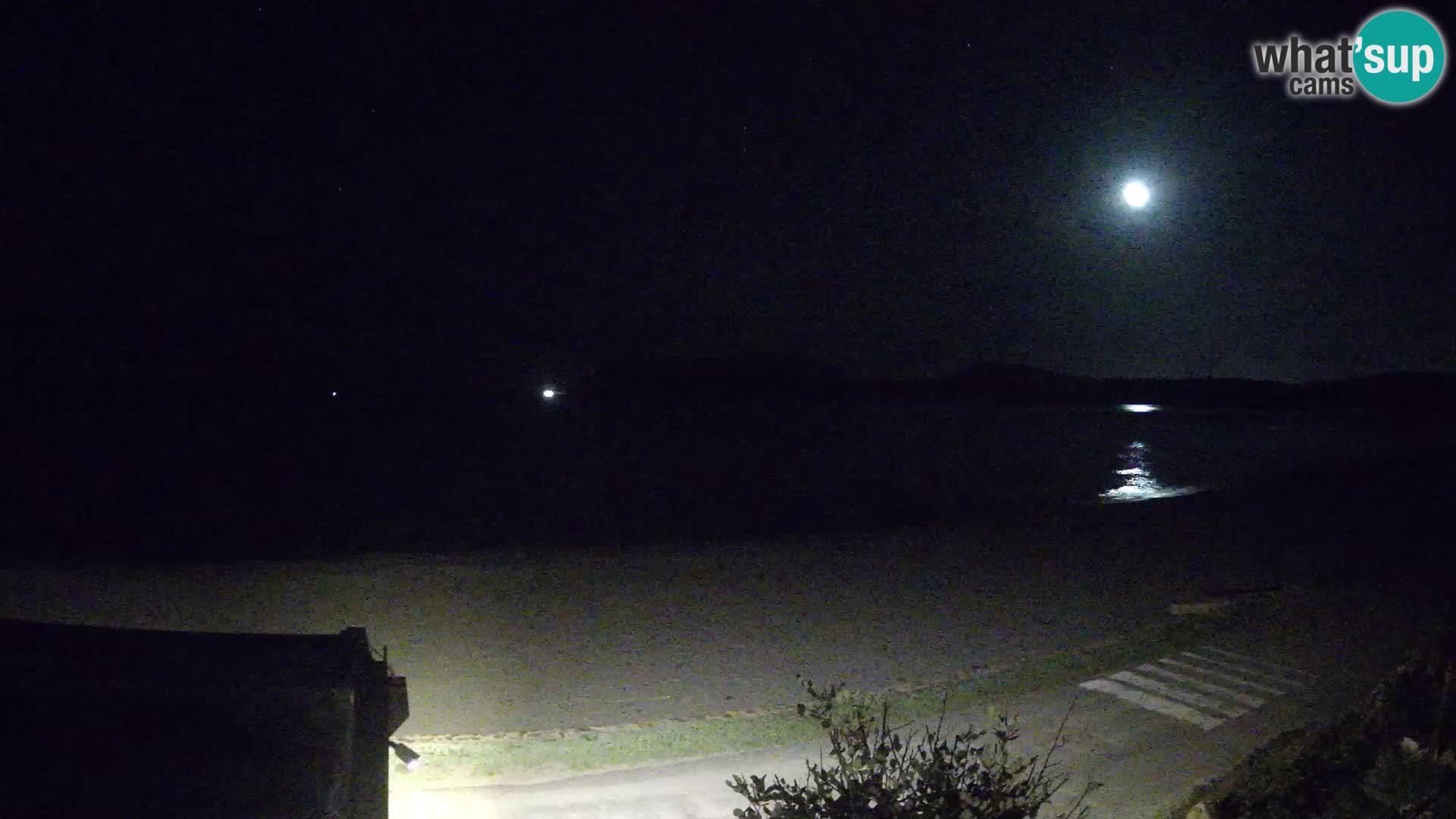 Plaža Pittulongu spletna kamera v živo Olbia – Sardinija – Italija