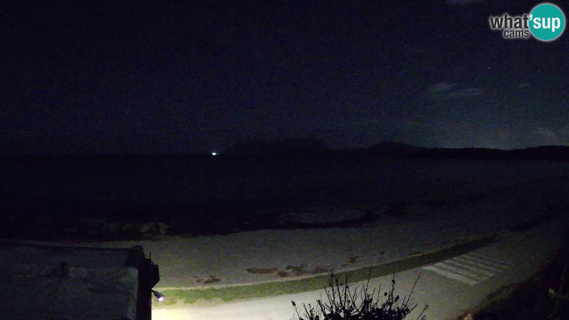 Plaža Pittulongu spletna kamera v živo Olbia – Sardinija – Italija