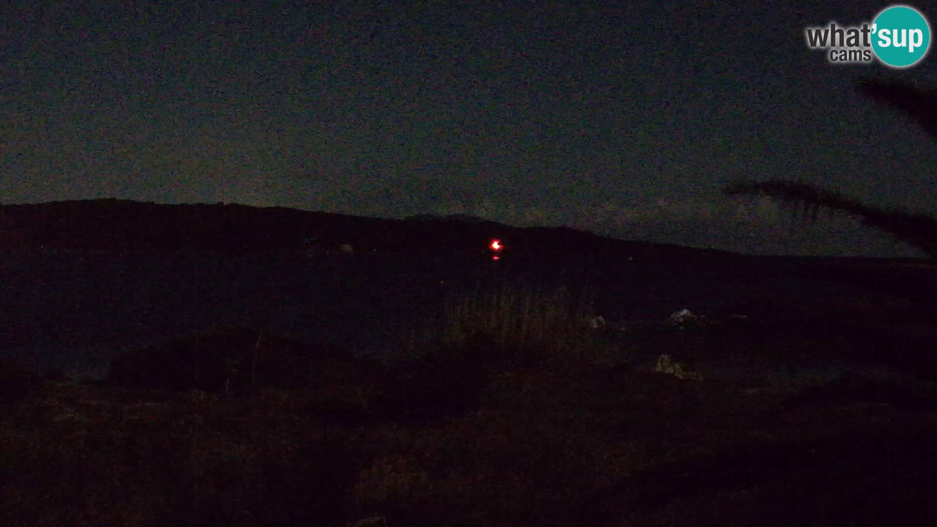 Spletna kamera pristanišče Olbia – vhod v pristanišče Olbia