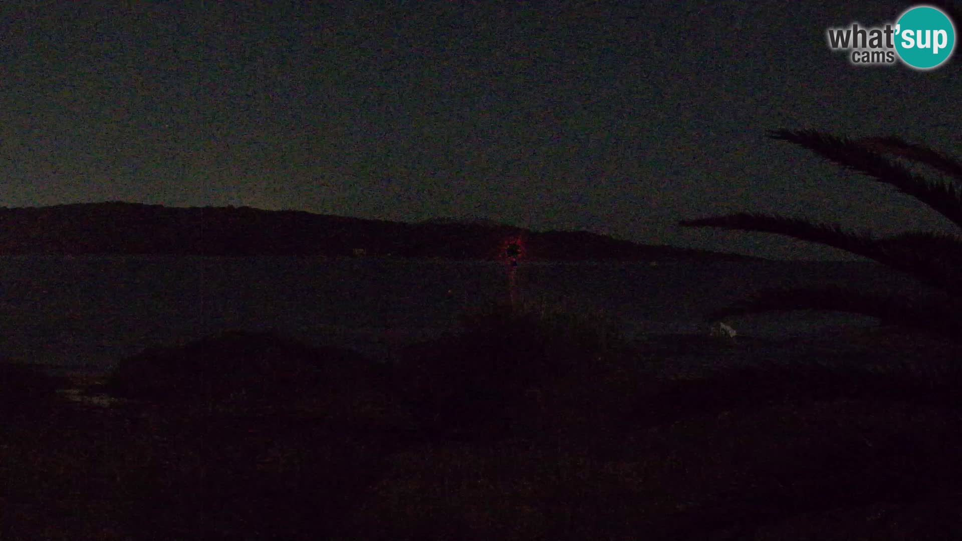 Spletna kamera pristanišče Olbia – vhod v pristanišče Olbia