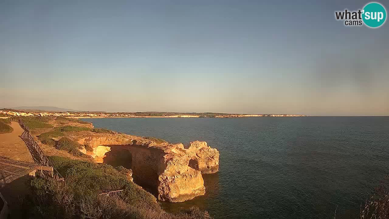 Live Webcam Putzu Idu beach – Arco di S’Architteddu – Oristano livecam Cerdeña – Italia