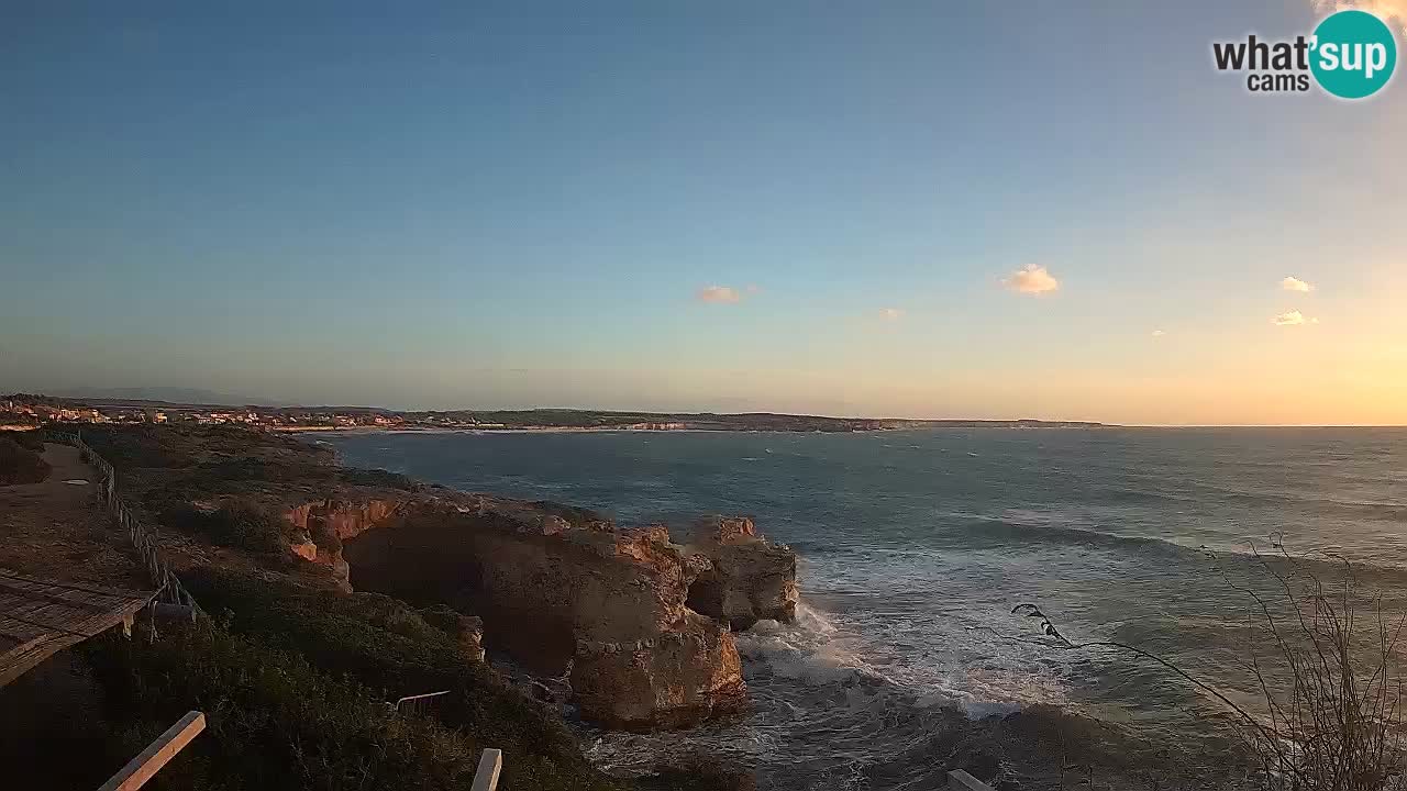 Live Webcam Putzu Idu beach – Arco di S’Architteddu – Oristano livecam Cerdeña – Italia