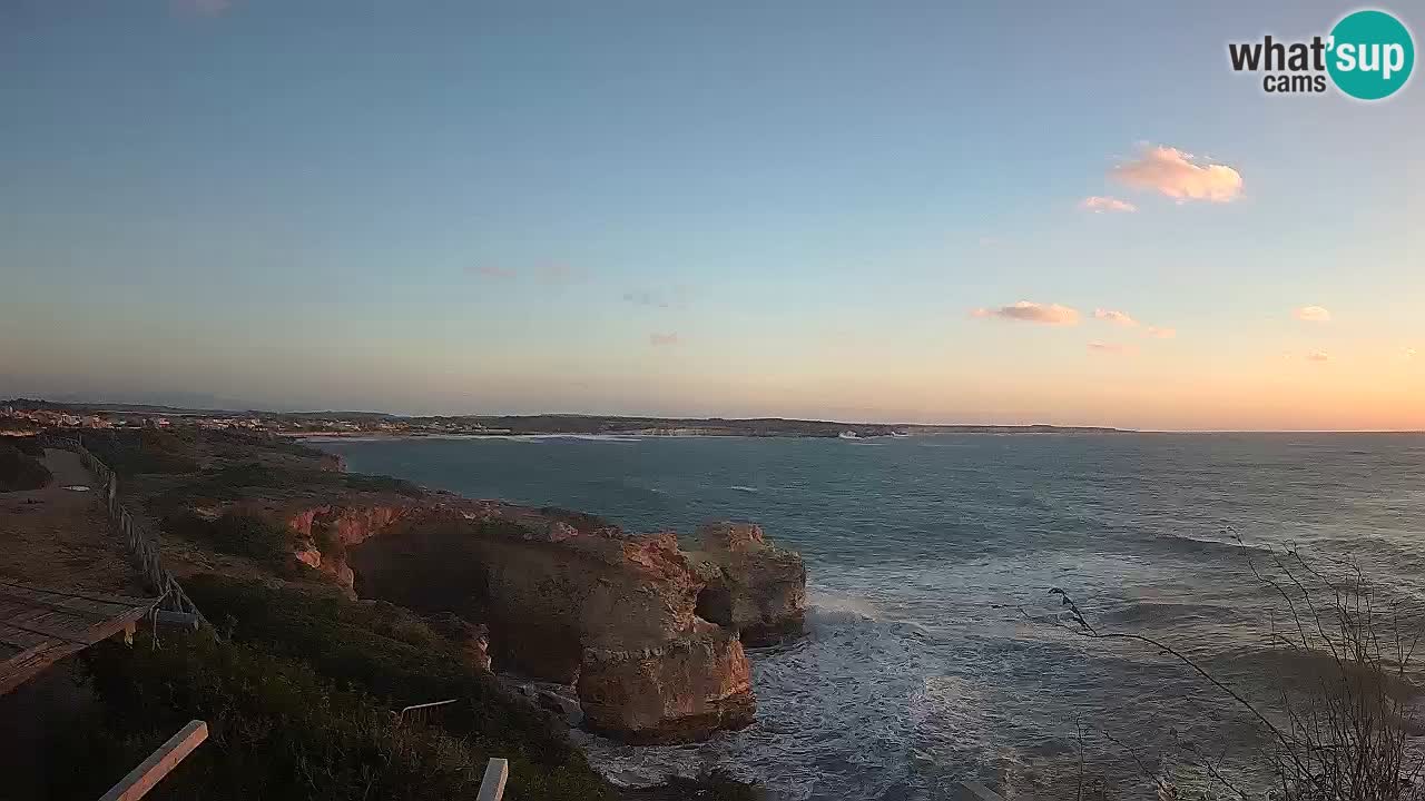 Web kamera uživo Plaža Putzu Idu – Arco di S’Architteddu – Oristano Sardinija – Italija