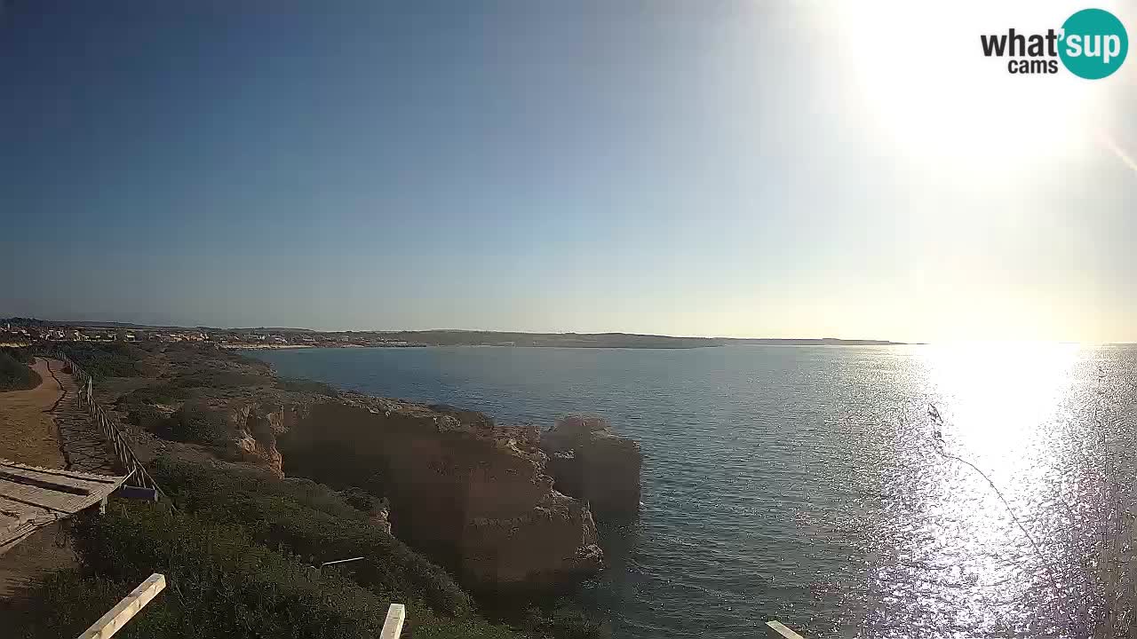 Spletna kamera v živo Plaža Putzu Idu – Arco di S’Architteddu – webcam Oristano Sardinija – Italija