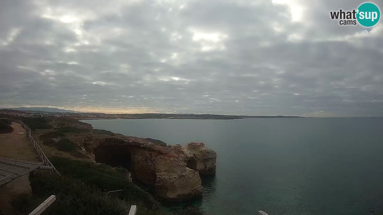 Web kamera uživo Plaža Putzu Idu – Arco di S’Architteddu – Oristano Sardinija – Italija