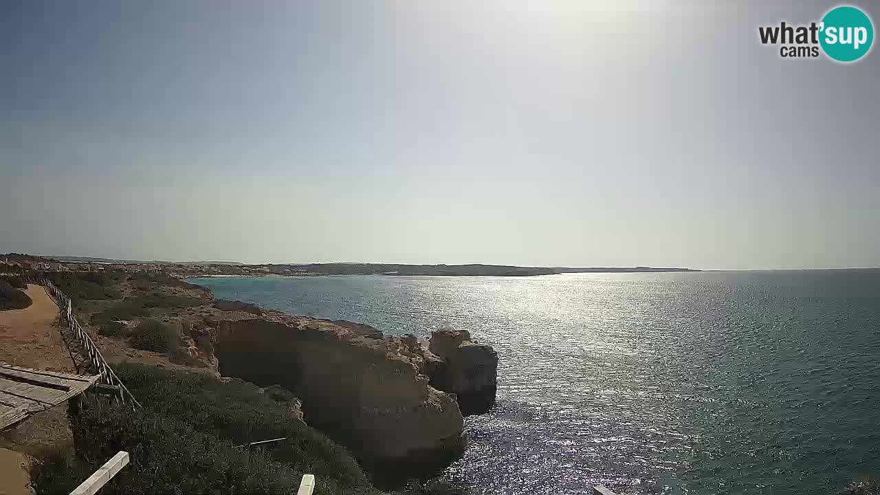 Spletna kamera v živo Plaža Putzu Idu – Arco di S’Architteddu – webcam Oristano Sardinija – Italija