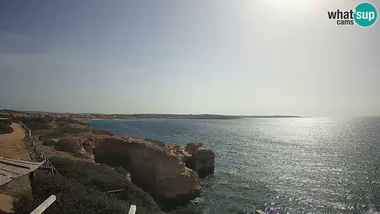 Spletna kamera v živo Plaža Putzu Idu – Arco di S’Architteddu – webcam Oristano Sardinija – Italija