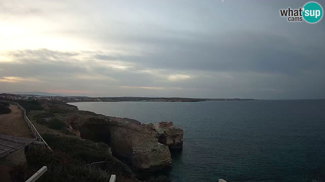 Web kamera uživo Plaža Putzu Idu – Arco di S’Architteddu – Oristano Sardinija – Italija