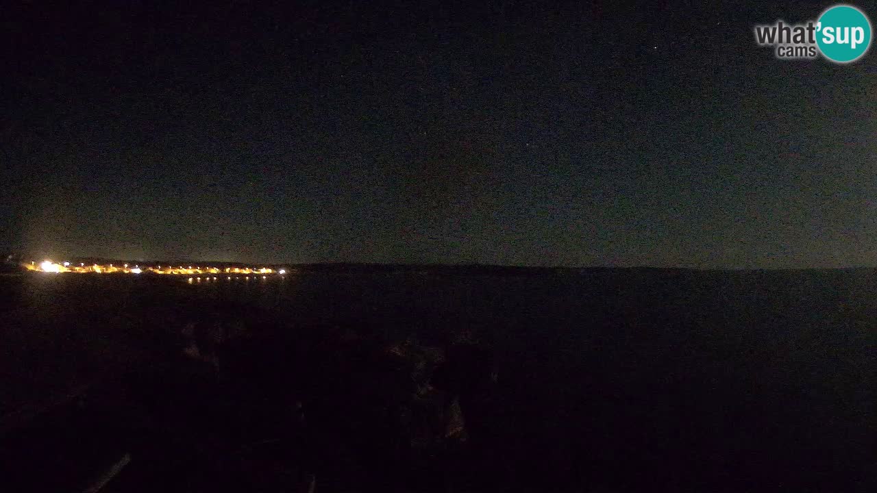 Spletna kamera v živo Plaža Putzu Idu – Arco di S’Architteddu – webcam Oristano Sardinija – Italija