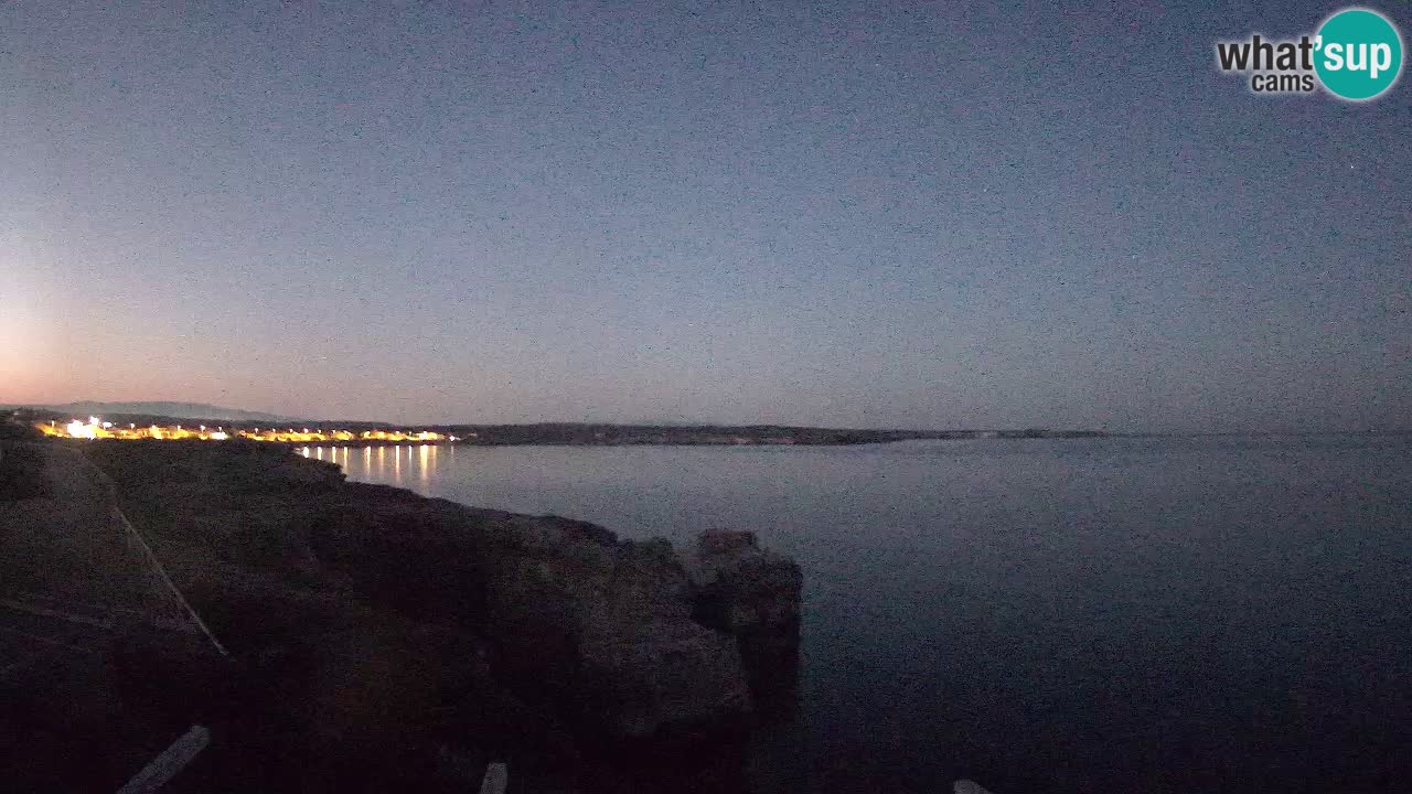 Web kamera uživo Plaža Putzu Idu – Arco di S’Architteddu – Oristano Sardinija – Italija