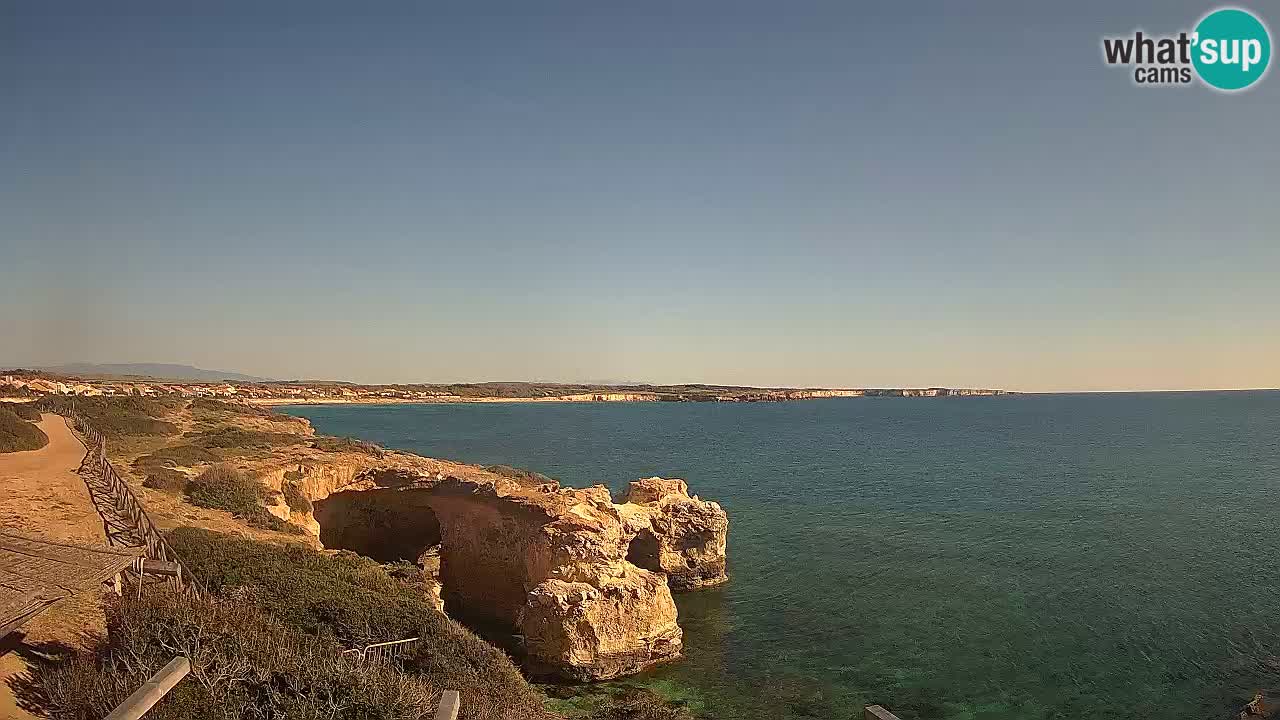 Live Webcam Putzu Idu beach – Arco di S’Architteddu – Oristano livecam Cerdeña – Italia