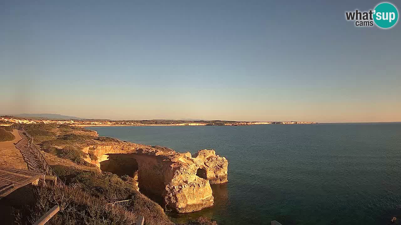 Live Webcam Putzu Idu beach – Arco di S’Architteddu – Oristano livecam Cerdeña – Italia