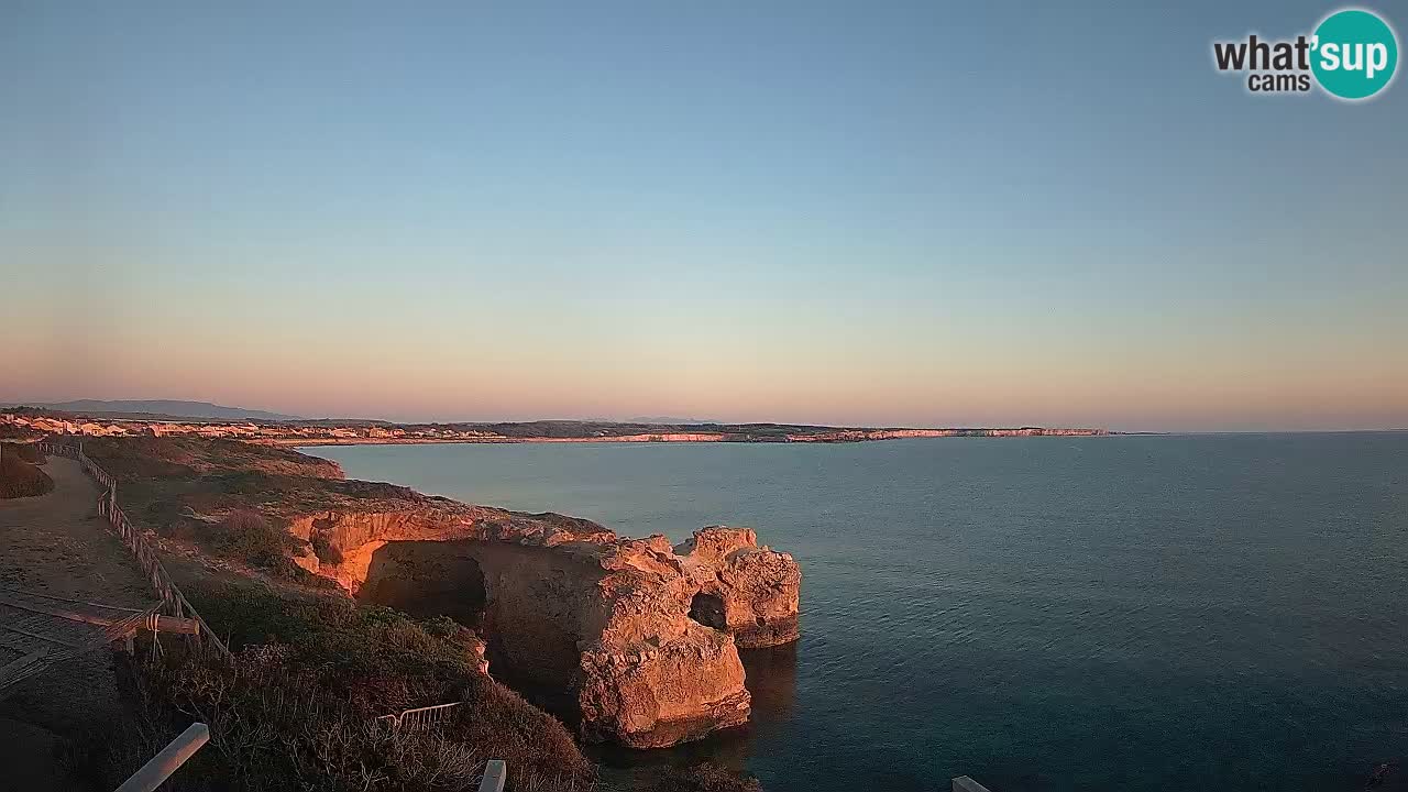 Live Webcam Putzu Idu beach – Arco di S’Architteddu – Oristano livecam Cerdeña – Italia