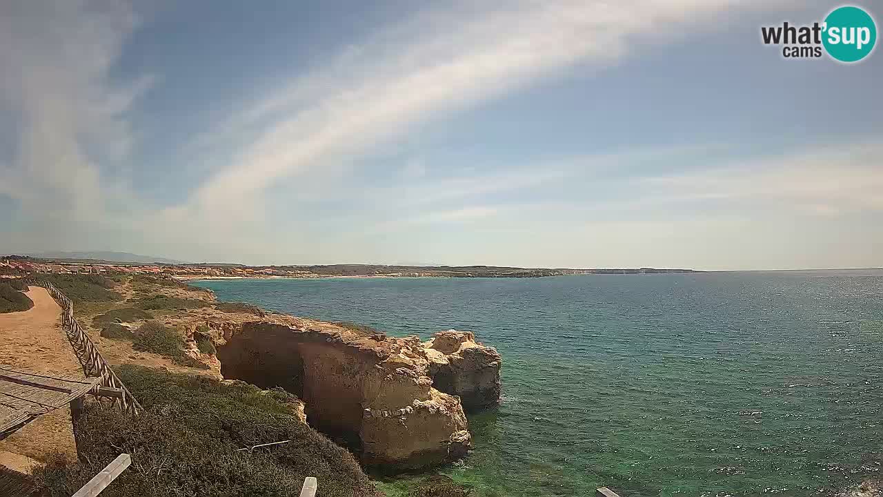 Spletna kamera v živo Plaža Putzu Idu – Arco di S’Architteddu – webcam Oristano Sardinija – Italija