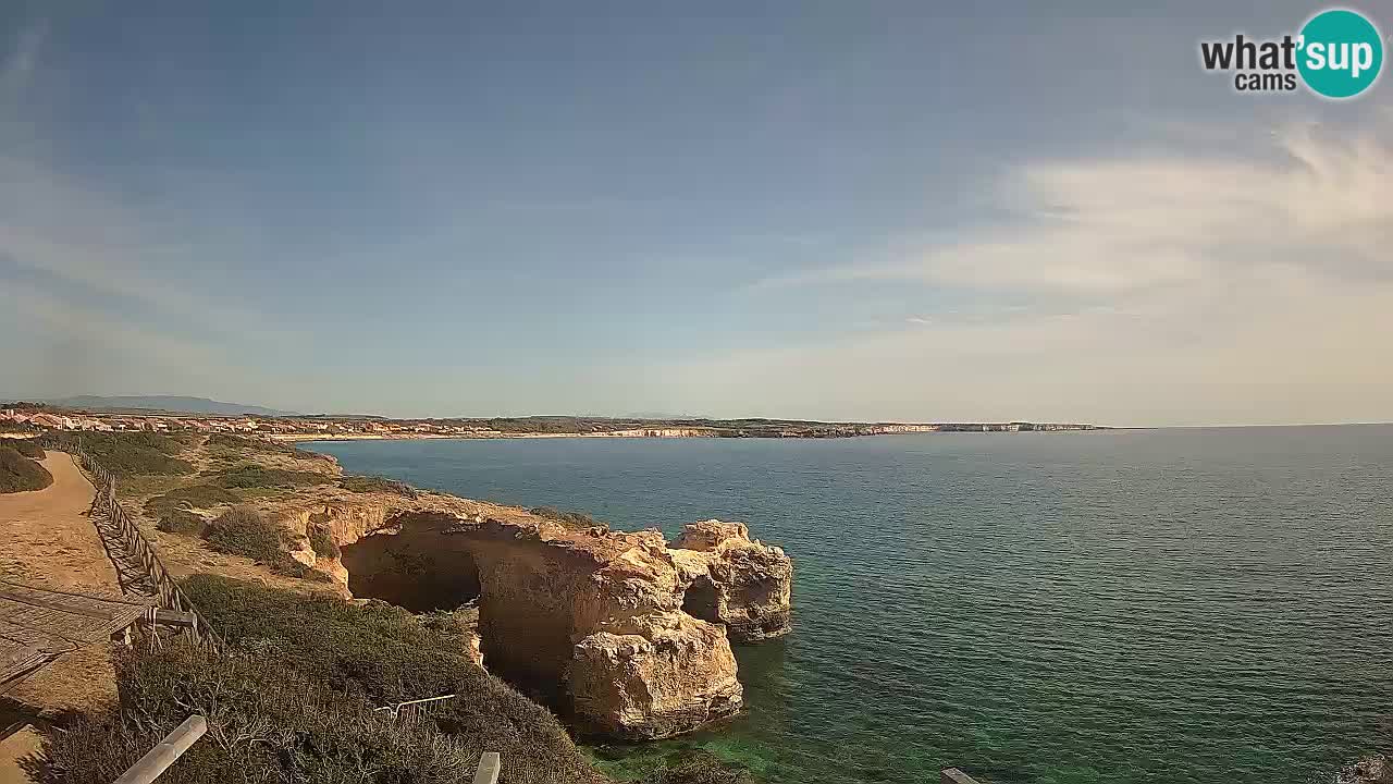 Spletna kamera v živo Plaža Putzu Idu – Arco di S’Architteddu – webcam Oristano Sardinija – Italija