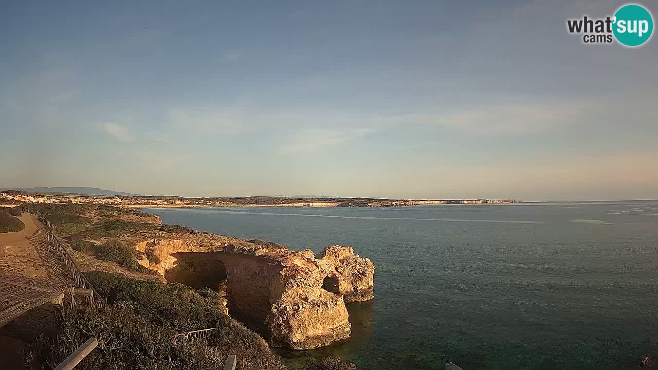 Web kamera uživo Plaža Putzu Idu – Arco di S’Architteddu – Oristano Sardinija – Italija