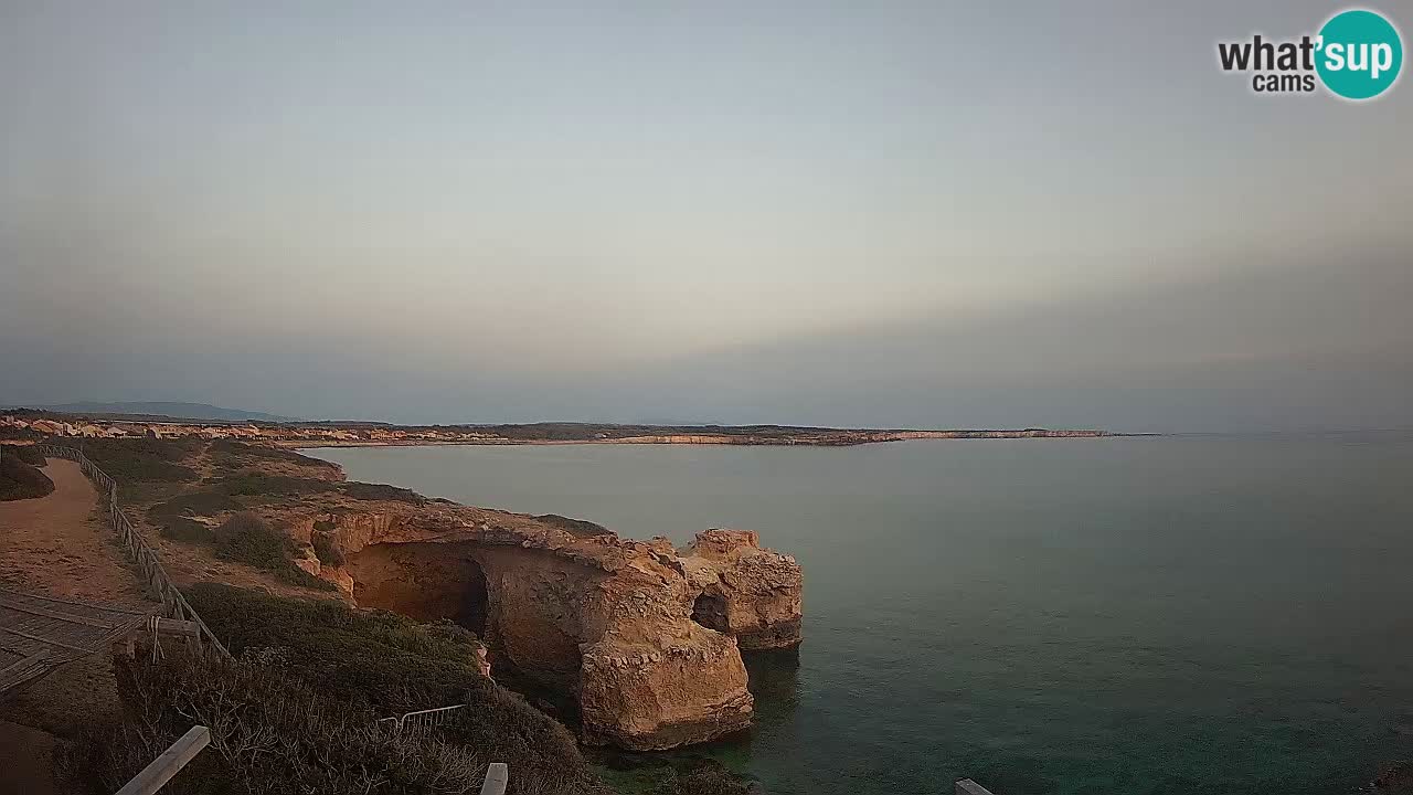 Live Webcam Putzu Idu beach – Arco di S’Architteddu – Oristano livecam Cerdeña – Italia