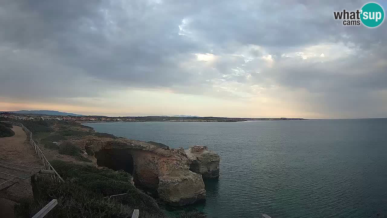 Web kamera uživo Plaža Putzu Idu – Arco di S’Architteddu – Oristano Sardinija – Italija