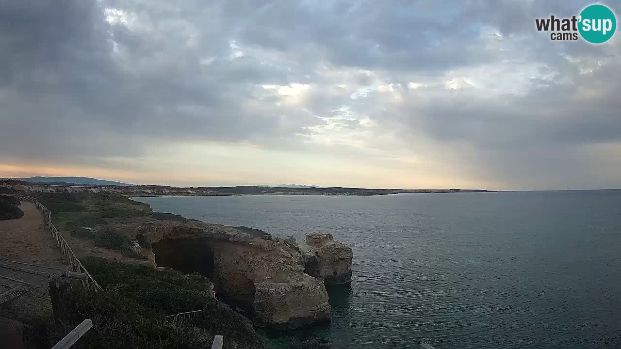 Live Webcam Putzu Idu beach – Arco di S’Architteddu – Oristano livecam Sardinia – Italy