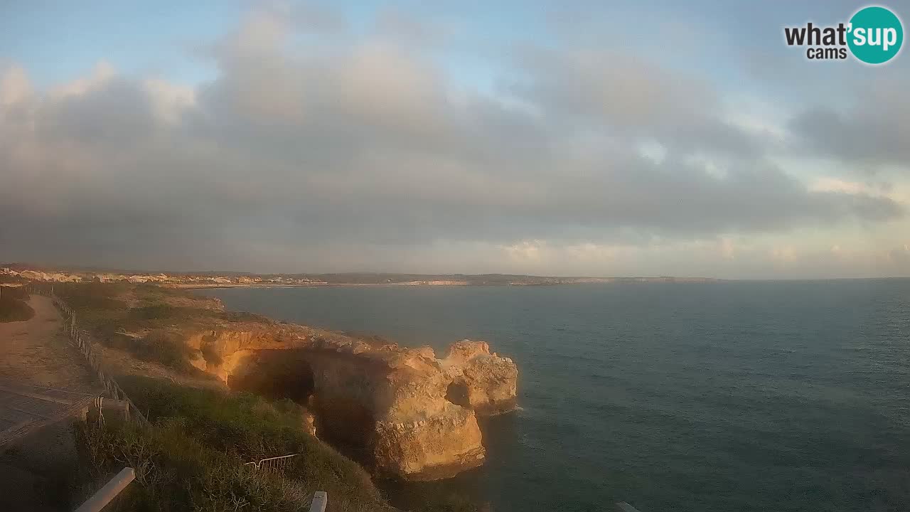 Live Webcam Putzu Idu beach – Arco di S’Architteddu – Oristano livecam Sardinia – Italy