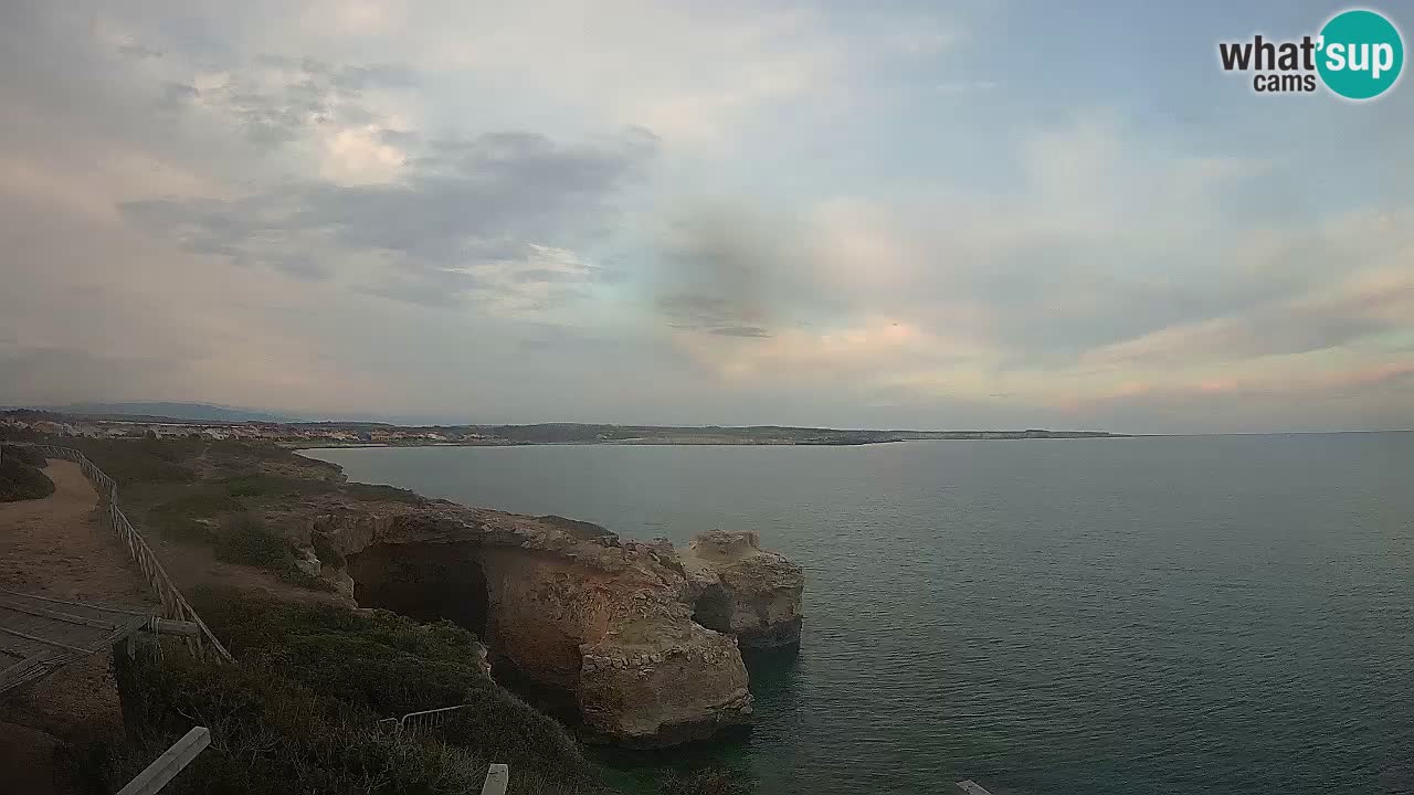 Web kamera uživo Plaža Putzu Idu – Arco di S’Architteddu – Oristano Sardinija – Italija