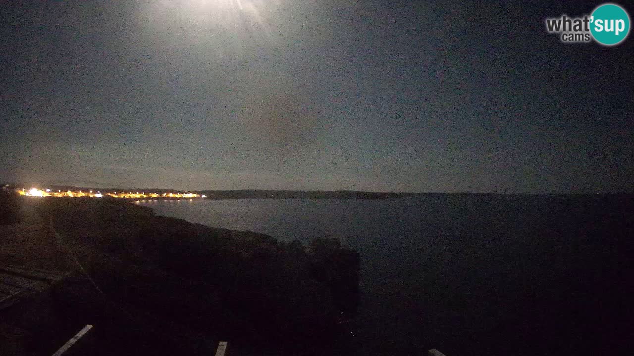 Spletna kamera v živo Plaža Putzu Idu – Arco di S’Architteddu – webcam Oristano Sardinija – Italija
