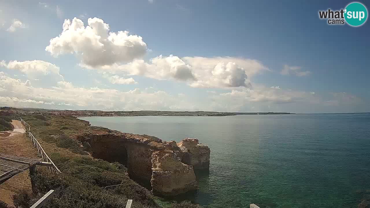 Spletna kamera v živo Plaža Putzu Idu – Arco di S’Architteddu – webcam Oristano Sardinija – Italija