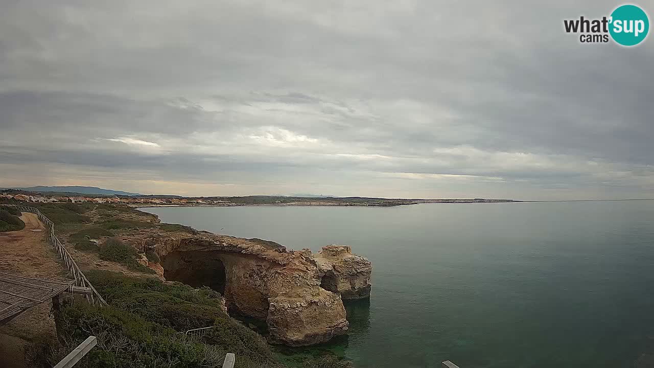 Live Webcam Putzu Idu beach – Arco di S’Architteddu – Oristano livecam Cerdeña – Italia