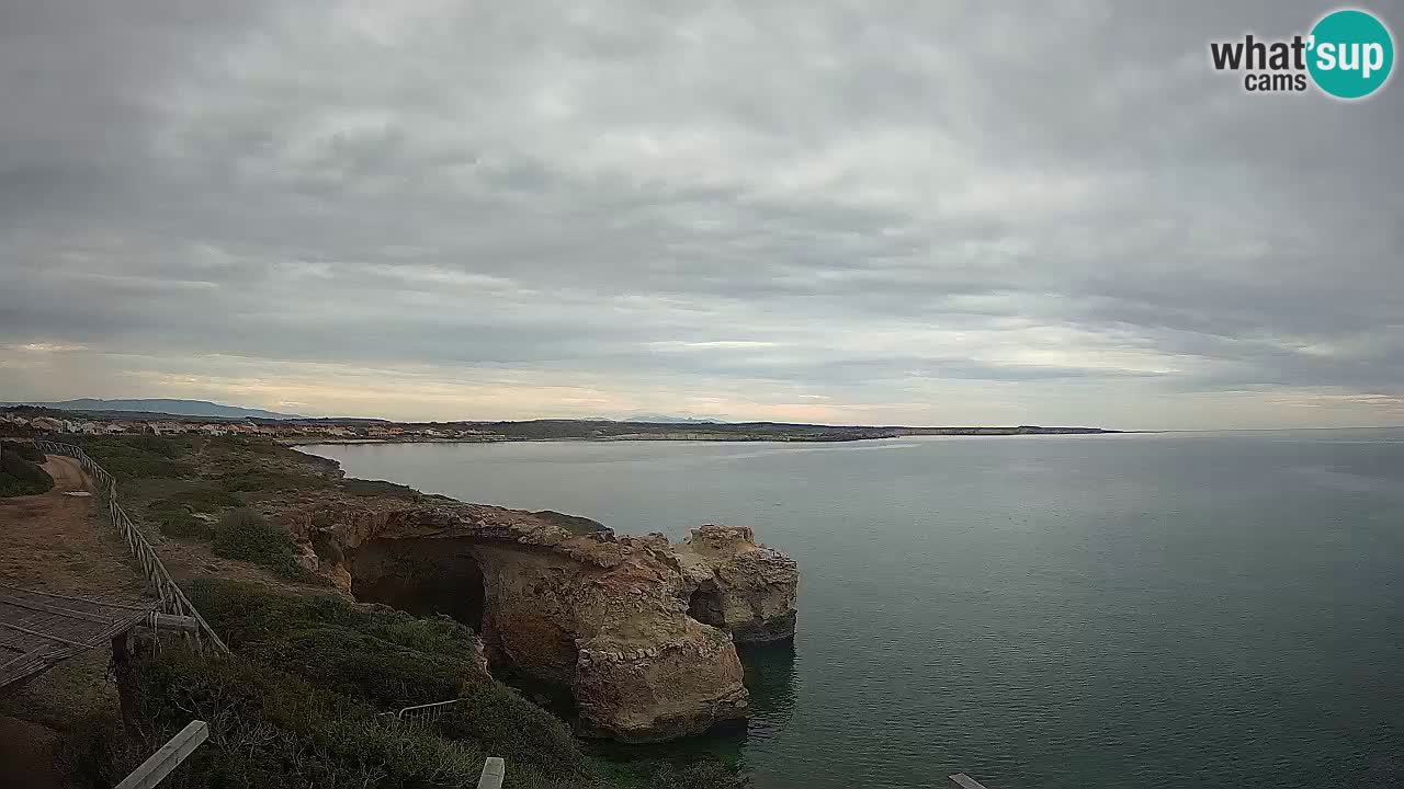 Web kamera uživo Plaža Putzu Idu – Arco di S’Architteddu – Oristano Sardinija – Italija