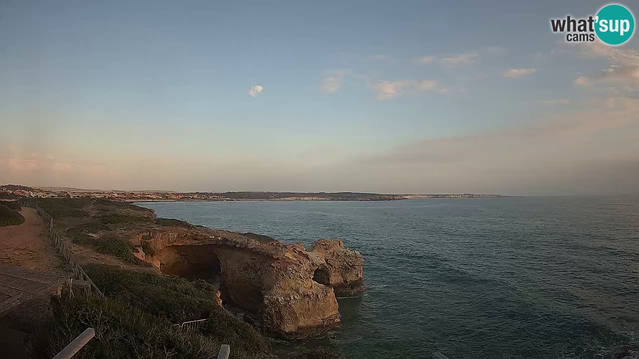 Live Webcam Putzu Idu beach – Arco di S’Architteddu – Oristano livecam Sardinia – Italy