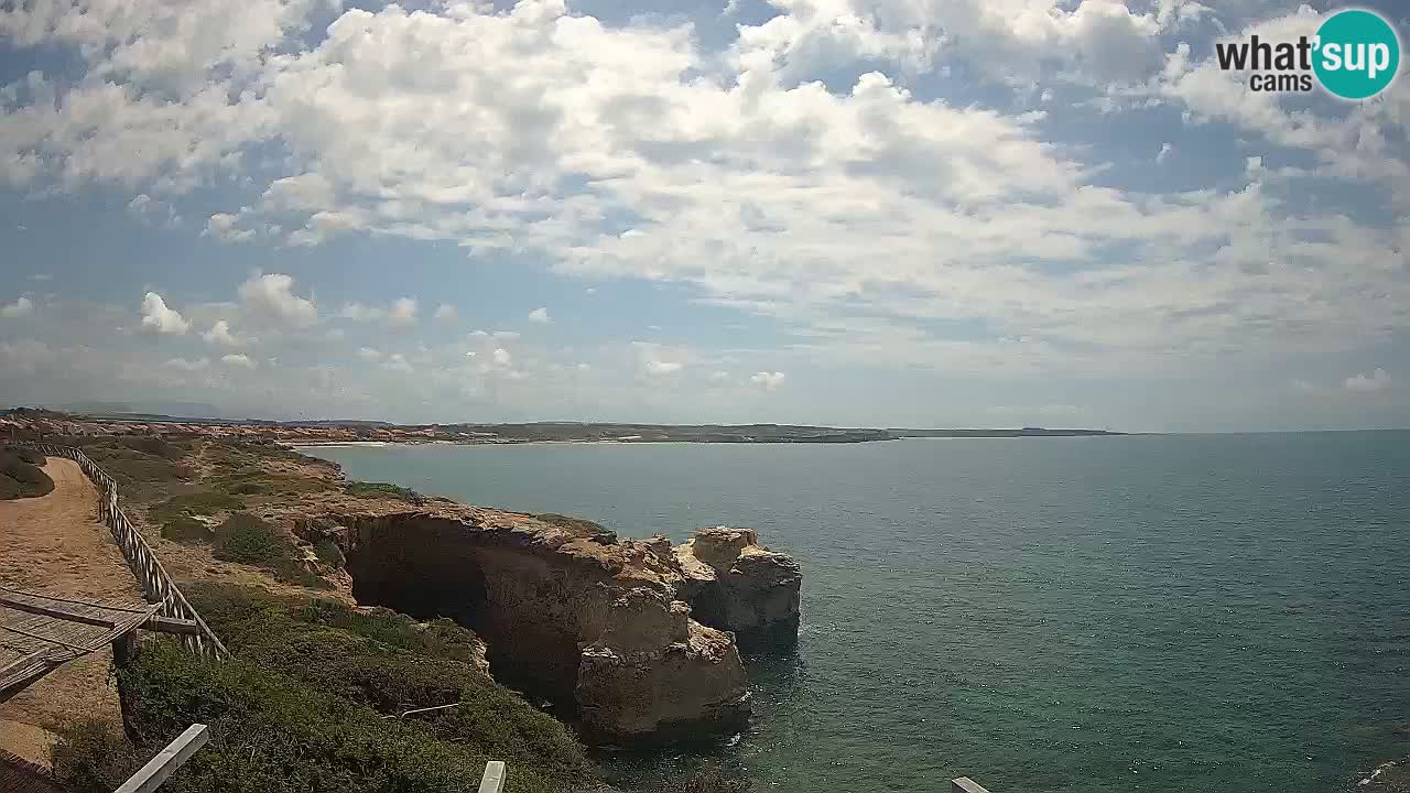 Spletna kamera v živo Plaža Putzu Idu – Arco di S’Architteddu – webcam Oristano Sardinija – Italija