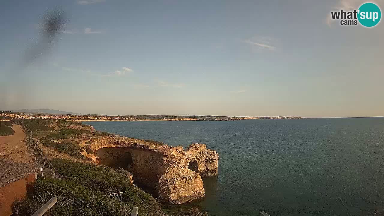Web kamera uživo Plaža Putzu Idu – Arco di S’Architteddu – Oristano Sardinija – Italija