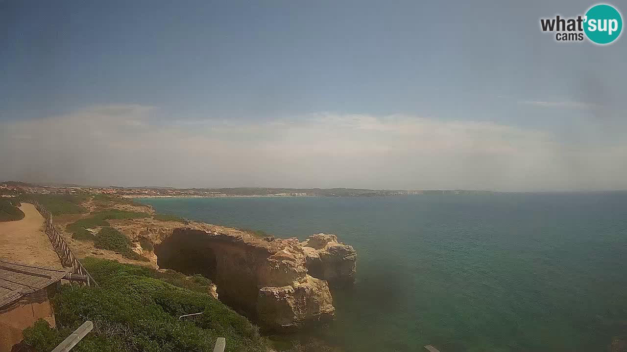 Spletna kamera v živo Plaža Putzu Idu – Arco di S’Architteddu – webcam Oristano Sardinija – Italija
