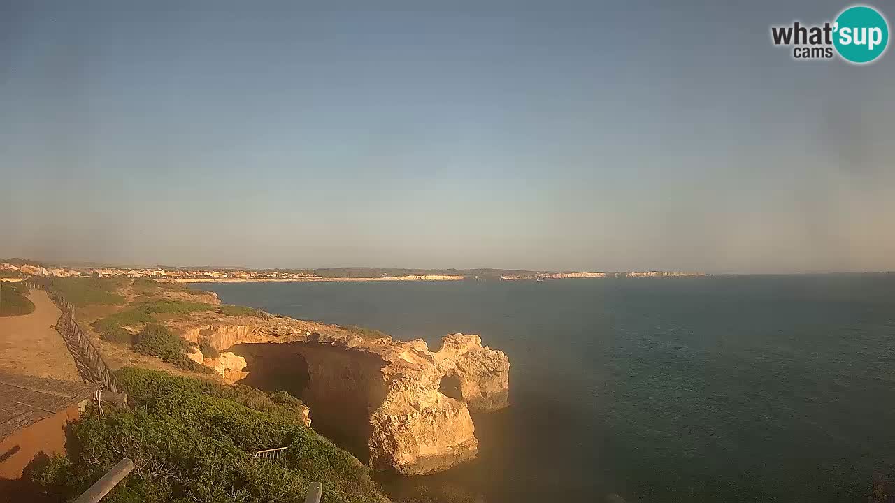 Live Webcam Putzu Idu beach – Arco di S’Architteddu – Oristano livecam Cerdeña – Italia