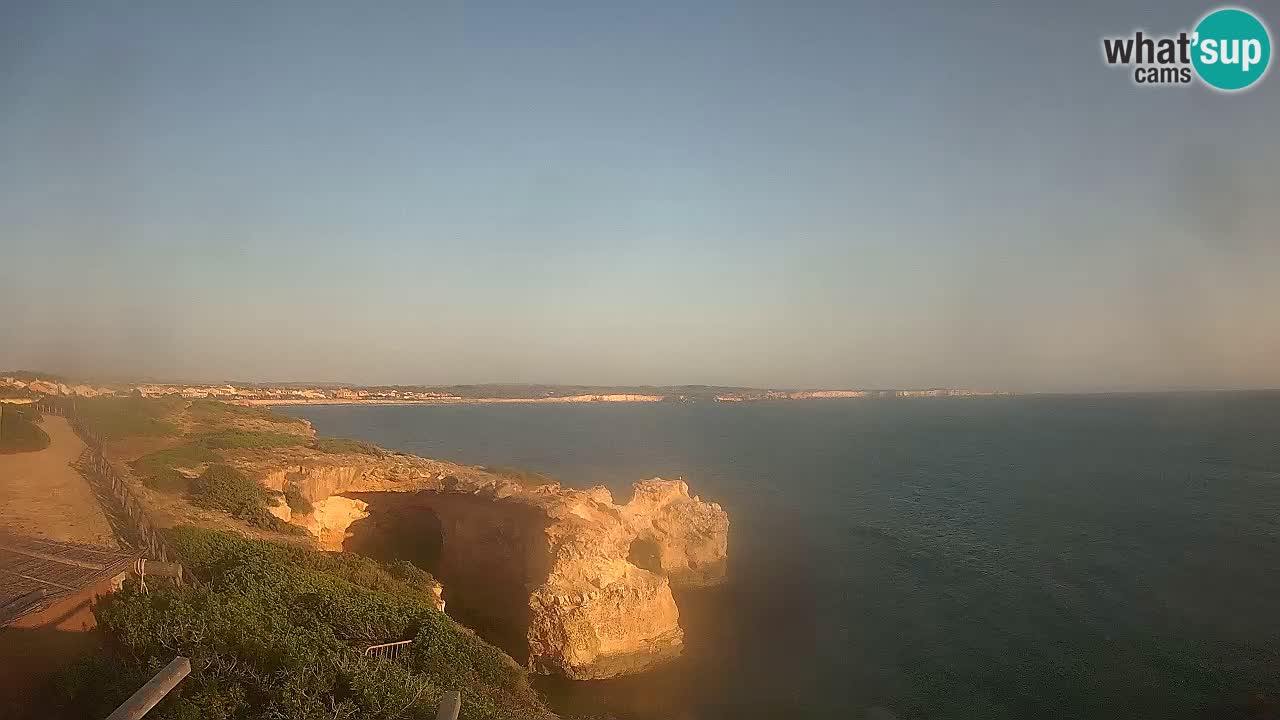 Live Webcam Putzu Idu beach – Arco di S’Architteddu – Oristano livecam Cerdeña – Italia