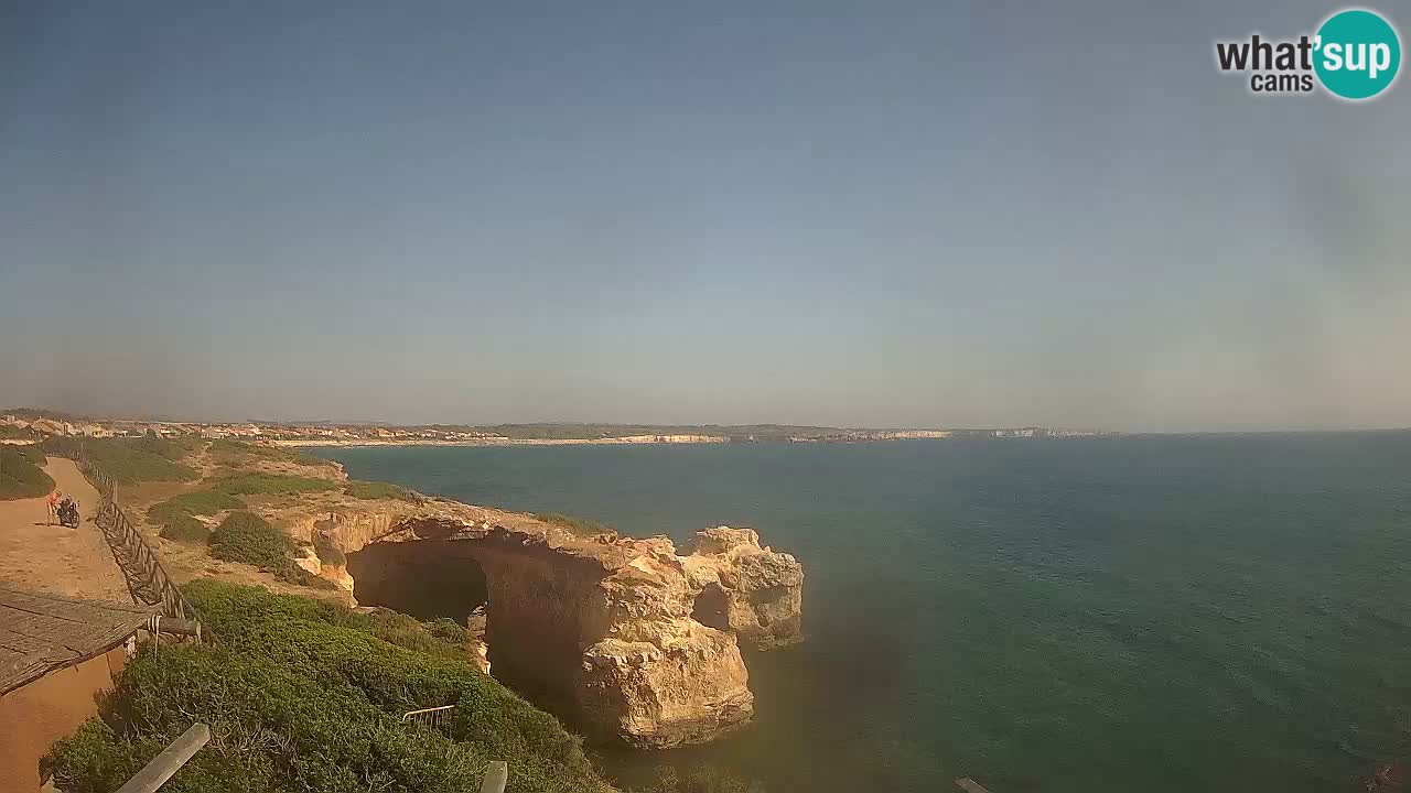 Web kamera uživo Plaža Putzu Idu – Arco di S’Architteddu – Oristano Sardinija – Italija