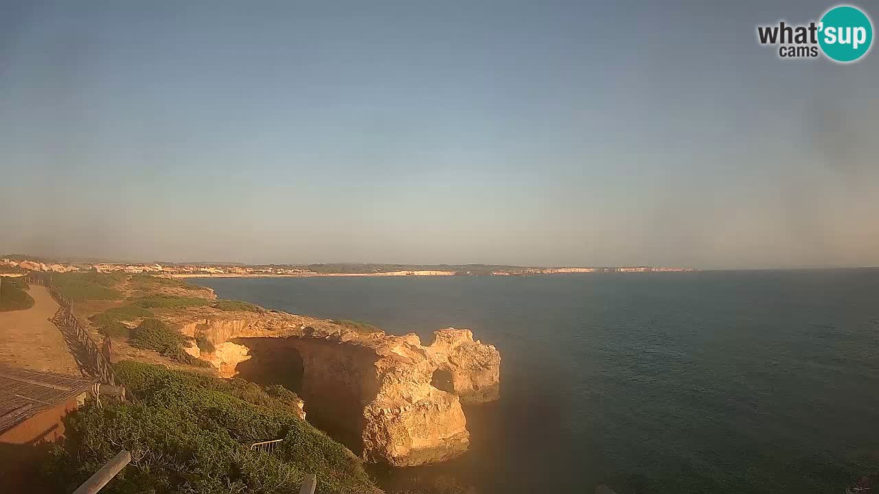 Live Webcam Putzu Idu beach – Arco di S’Architteddu – Oristano livecam Cerdeña – Italia