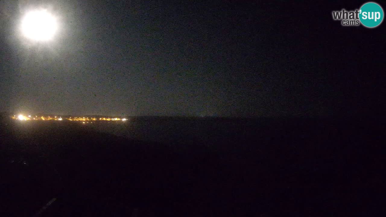 Spletna kamera v živo Plaža Putzu Idu – Arco di S’Architteddu – webcam Oristano Sardinija – Italija